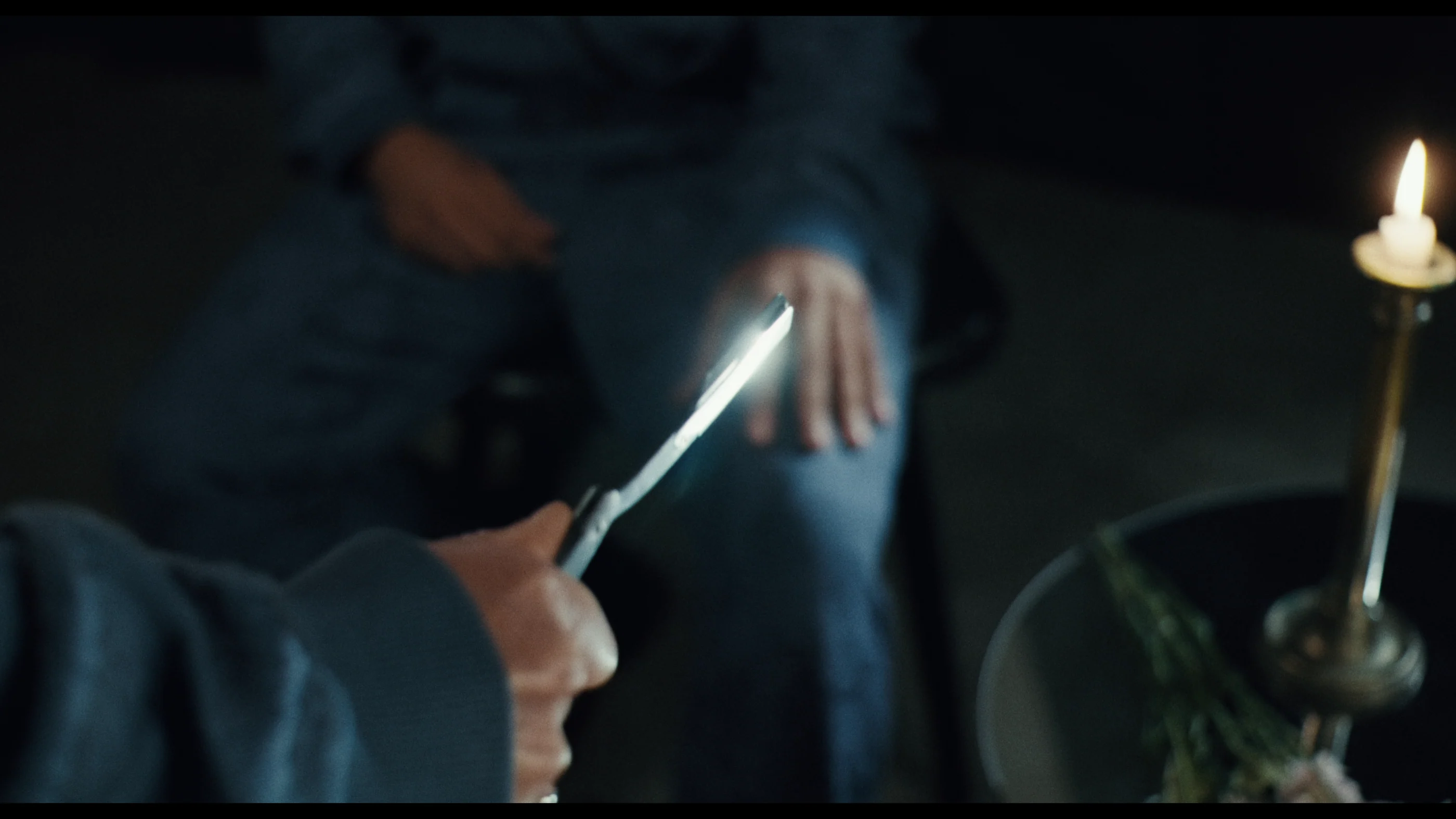 Lies — still 9, color grading by Janik Schoebel