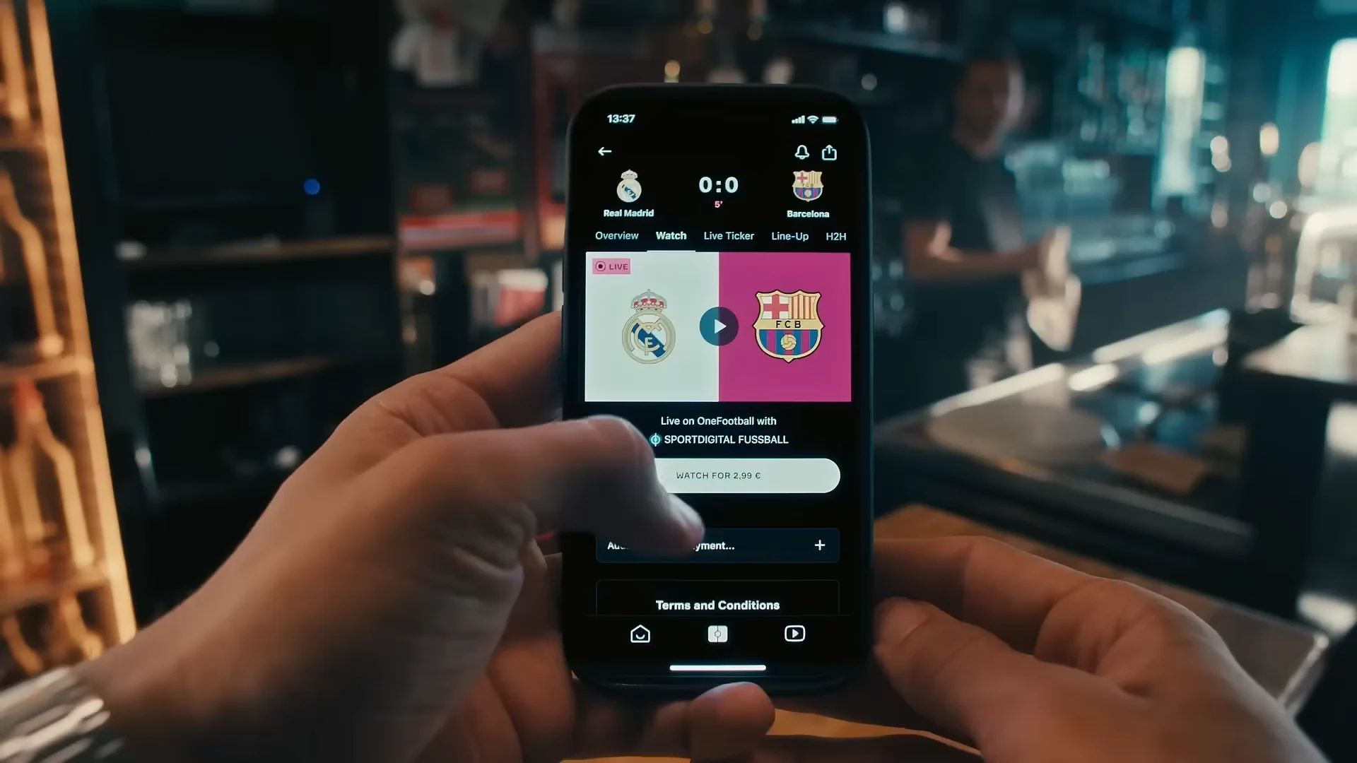 ONE FOOTBALL — still 6, color grading by Janik Schoebel