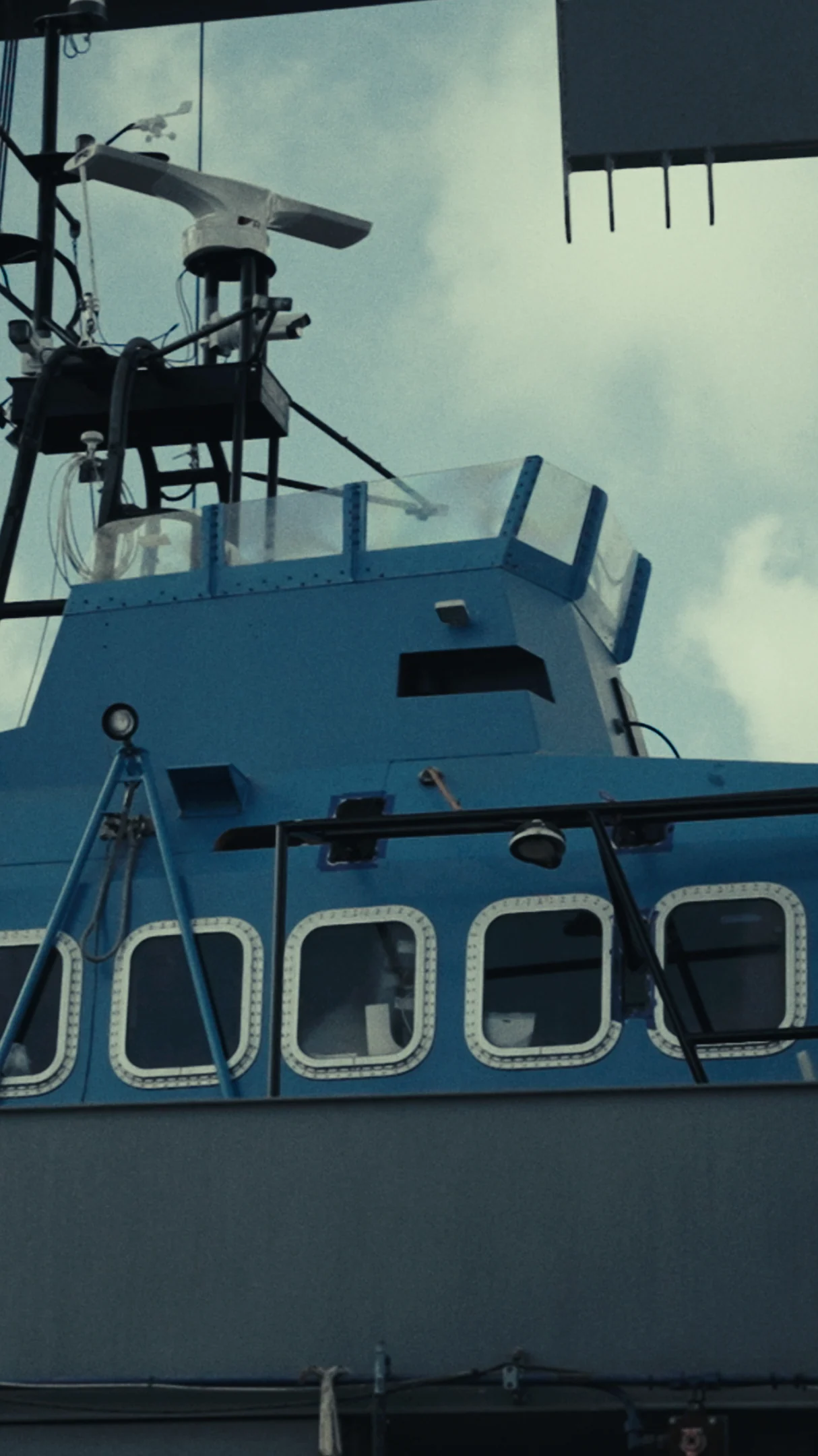 Sea Watch Aurora 2 — still 1, color grading by Janik Schoebel