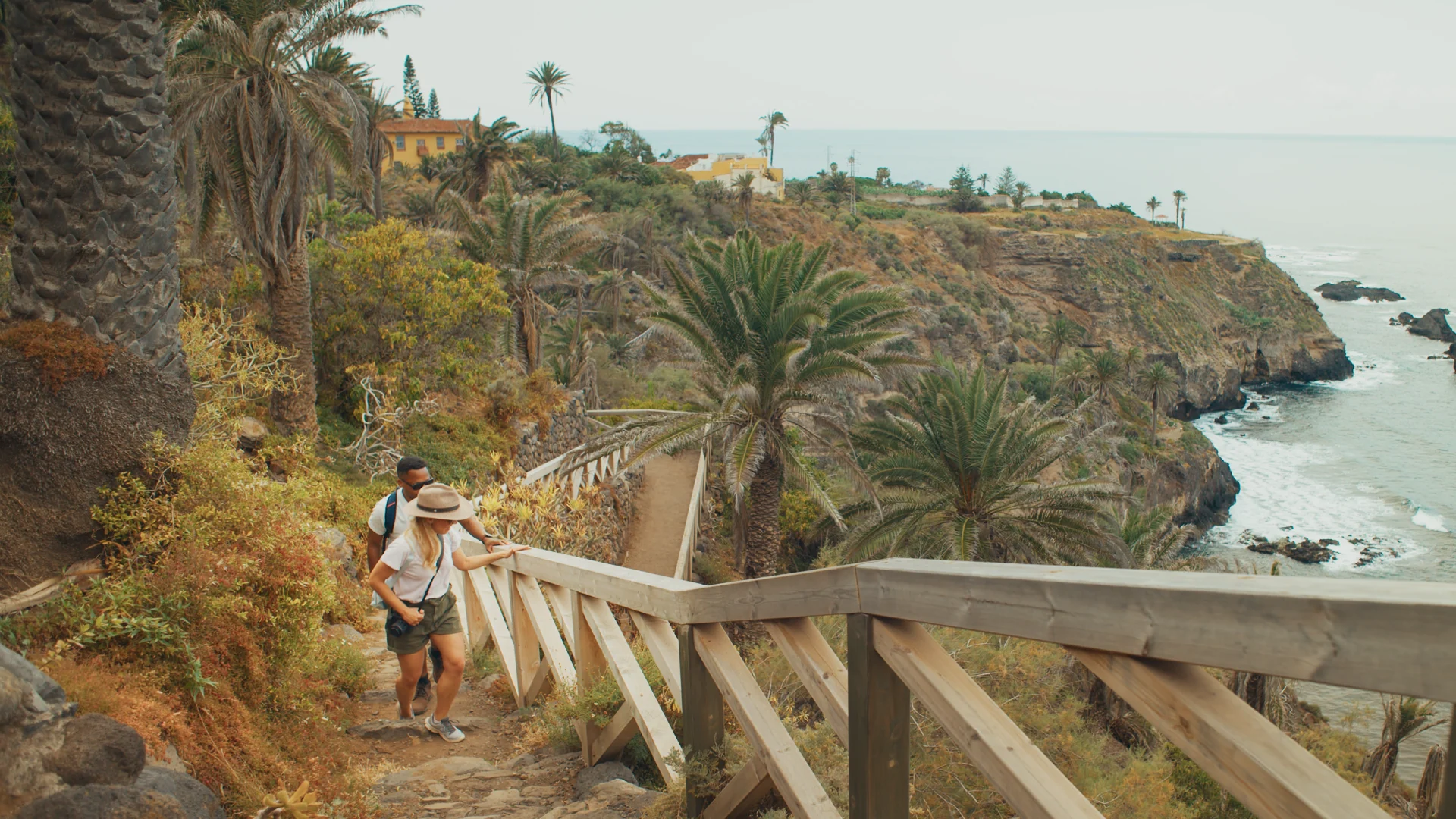 TUI BLUE — still 6, color grading by Janik Schoebel